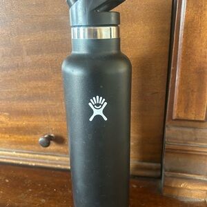21 oz Black Hydro Flask